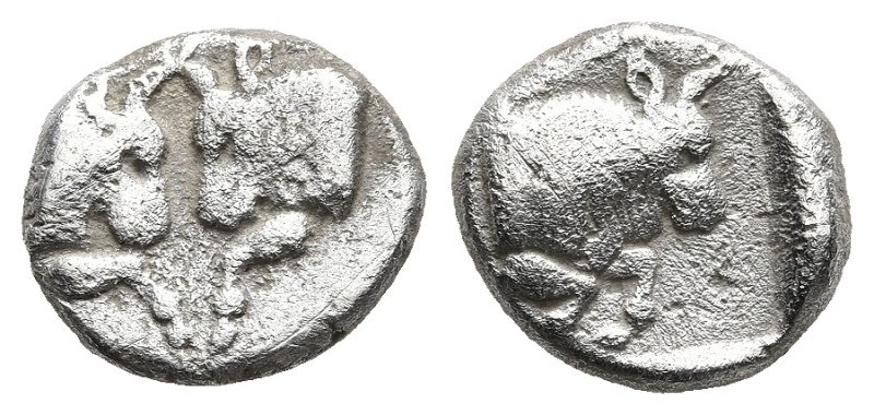 CARIA. Uncertain mint. (Circa 450-400 BC)
AR Diobol (10,1mm 1g)
Obv: Confronte...