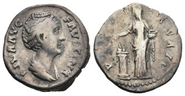Diva Faustina, Died (140/1 AD). Rome
AR Denarius (18,4mm 3,47g)
Obv: DIVA AVG FAVSTINA. Draped bust right
Rev. PIETAS AVG. Pietas, veiled, standing...