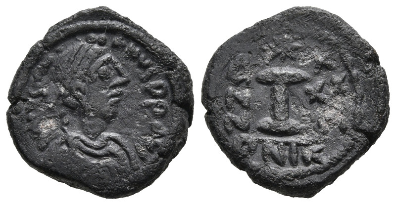 Justinian I (527-565 AD). Nicomedia mint
AE Decanummium (16,6mm 3,7g)
Obv: D N...