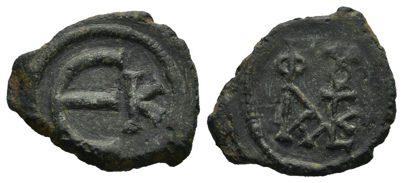 Justin II (565-578 AD). Kyzikos
AE Pentanummium (15,9mm 1,8g)
Obv: Monogram of...