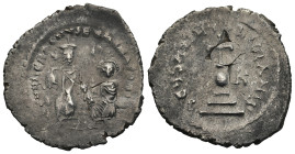 Heraclius, with Heraclius Constantine (AD 610-641). Constantinople
AR Hexagram (26,4mm 6,46g)
Obv: Heraclius and Heraclius Constantine seated facing...