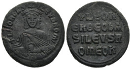 Leo VI the Wise (886-912 AD). Constantinople
AE Follis (27,2mm 10,1g)
Obv: + LЄOҺЬAS-ILЄVSROM. Crowned and draped bust facing, holding akakia
Rev: ...