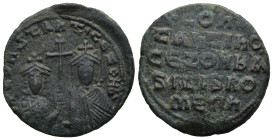 Constantine VII and Romanus I, with Zoe (914-919 AD). Constantinople
AE Bronze (25,1mm 5,8g)
Obv: +COҺSƮAҺƮ' CЄ ZOH, b', crowned facing busts of Con...