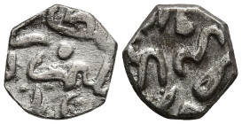 Islamic coin
AR Silver (8,1mm 0,2g)