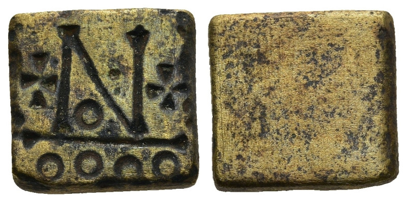 Byzantine weight
(3,7g 13,3mm diameter)
Obv: N flanking crosses; circle below;...
