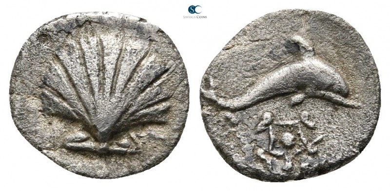 Calabria. Tarentum 275-250 BC. 
Litra AR

10 mm., 0,55 g.

Scallop shell / ...