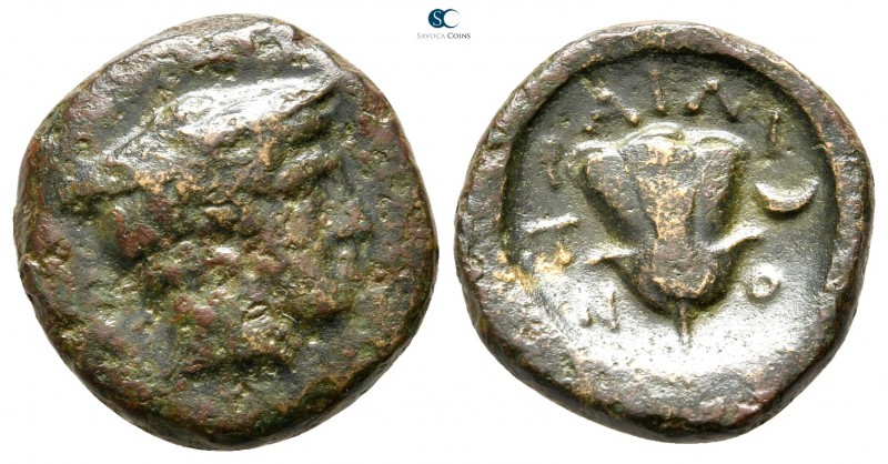 Macedon. Tragilos circa 400 BC. 
Bronze Æ

16 mm., 3,62 g.

Head of Hermes ...