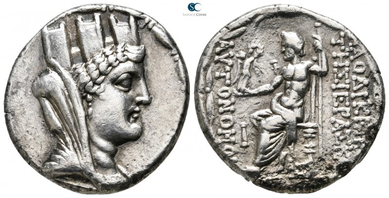 Seleucis and Pieria. Laodikeia ad Mare 81-17 BC. Dated CY 10=72/1 BC
Tetradrach...