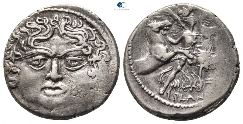 L. Plautius Plancus 47 BC. Rome
Denarius AR

18 mm., 4,00 g.

Head of Medus...