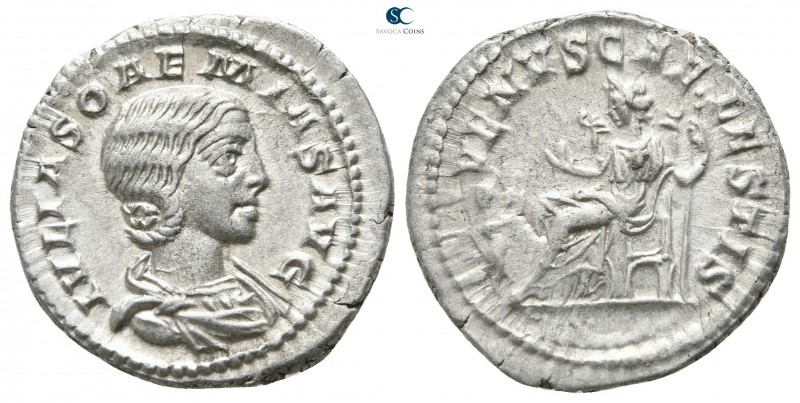 Julia Soaemias AD 218-222. Rome
Denarius AR

19 mm., 3,10 g.

IVLIA SOEMIAS...