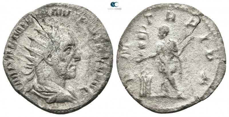 Aemilianus AD 253. Rome
Antoninianus AR

21 mm., 2,44 g.

IMP AEMILIANVS PI...