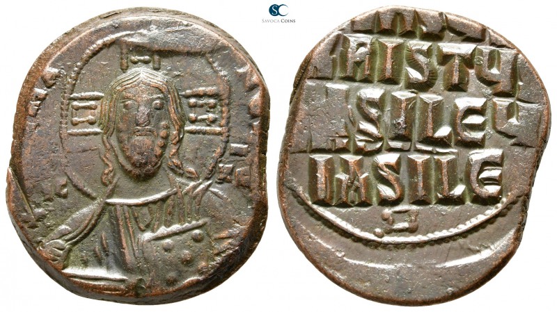 Attributed to Constantine IX Monomachus AD 1042-1055. Constantinople
Follis Æ
...