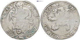 Netherlands. Kampen. AD 1646. Lion Daalder AR (41mm, 26,9 g) MO ARG CIVI IM P BELG CAMPEN, armoured knight over coat-of-arms / CONFIDENS DNO NON MOVET...
