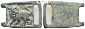 Bronze belt buckle with lion. (20.8 Gr. 46mm.) SOLD AS SEEN, NO RETURN!