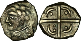 GAULE - CELTIC
Longostalètes. Drachme de style languedocien ND (milieu du IIIe - première moitié du IIe siècle avant J.-C.).
Savès 279 - Lopez 54 ; Ar...