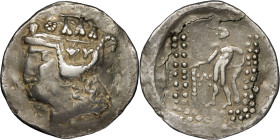 GAULE - CELTIC
Danube central (IIe-Ier s. av. J.-C.). Tétradrachme, imitation de Thasos ou Maronée ND (Ier siècle av. J.-C.).
cf. Göbl, OTA class V ; ...