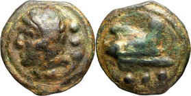 RÉPUBLIQUE ROMAINE - ROMAN REPUBLIC
Anonymes. Quadrans coulé ND (225-217 av. J.-C.), Rome.
RRC.35/4 ; Bronze - 69,45 g - 42 mm - 12 h
TTB.