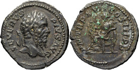 EMPIRE ROMAIN - ROMAN
Septime Sévère (193-211). Denier ND (209), Rome.
RIC.230 ; Argent - 3,43 g - 20 mm - 6 h
Corrosion au revers, TTB.