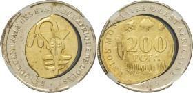 AFRIQUE DE L’OUEST (ÉTATS DE L’) - WEST AFRICAN STATES
République. 200 francs CFA, fauté, cœur déformé 2005.
KM.14 ; Bimétallique - 6,99 g - 24,5 mm -...
