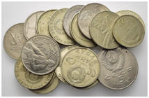 Russia - URSS - Lotto di 17 monete nominali e anni vari - alta conservazione

SPEDIZIONE SOLO IN ITALIA - SHIPPING ONLY IN ITALY