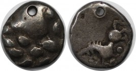 Keltische Münzen, GALLIA. SEQUANI. Quinar ca. 1. Jhdt. v. Chr, Typus "Rheinland-Serie". Silber. 1.53 g. 11.2 mm. Dembski, S.73 №402, Sehr schön