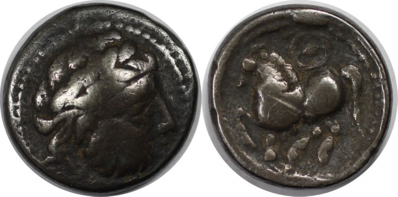 Keltische Münzen, NORICUM. Drachme ca. 1. Jhdt. v. Chr, Silber. 2.4 g. 14.0 mm. ...