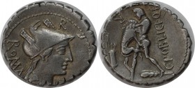 Römische Münzen, MÜNZEN DER RÖMISCHEN KAISERZEIT. C. Poblicius Q. f. AR Serrate Denar. Rom, 80 v. Chr, Behelmte und drapierte Büste von Roma rechts, R...
