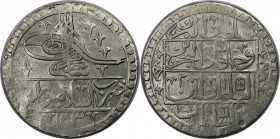 Weltmünzen und Medaillen, Türkei / Turkey. Yuzluk AH 1203/2 (1790), Silber. 31.50 g. 44 mm. Sehr schön. Berieben.