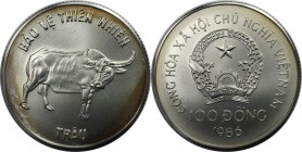 Weltmünzen und Medaillen, Vietnam. Büffel. 100 Dong 1986, Silber. 5000 T. KM 19. Stempelglanz