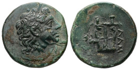 Mysia, Lampsakos. Ae, 6.28 g. - 21.50 mm. ca. 2nd-1st century BC.
Obv.: Laureate head of Apollo to right.
Rev.: ΛΑΜ. Kithara (Lyre); in field to left,...