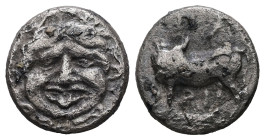 Mysia, Parion. AR Hemidrachm, 2.19 g. - 12.77 mm. 4th century BC.
Obv.: Facing gorgoneion within incuse circle.
Rev.: ΠΑ / ΡΙ, Bull, with head right, ...