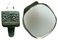 Collectible Items
Roman Silver Ring AR

Reference :
Condition: Very Fine


Weight: 2.64 gr.
Diameter: 20.1 mm.