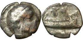 Phoenicia, Arados. Uncertain king. Circa 380-351/0 BC. AR Obol - 1/12 Shekel
8mm 0,52g0