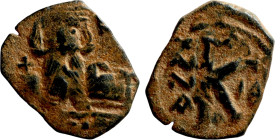 Constans II (641-668) Half Follis. Obverse: Imperial bust holding cross and globus Reverse: Large K
19mm 2,43g

Artificial sand patina