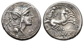 REPÚBLICA ROMANA. JUNIA. D. Junius Silanus. Roma. Denario (91 a.C.). A/ Cabeza de Roma a der. R/ Victoria en biga, encima XII, en exergo D SILANVS L F...