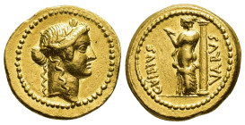 PERIODO DE JULIO CÉSAR A AUGUSTO. AUGUSTO. C. VIBIUS VARUS. Roma. Áureo (42 a.C.). A/ Cabeza de Apolo a der. R/ Venus de espaldas a izq. mirándose en ...