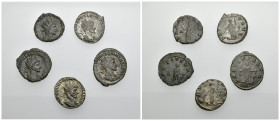 IMPERIO ROMANO. Lote de 5 antoninianos de Quintilo. MBC/MBC+.