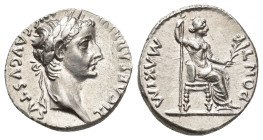 IMPERIO ROMANO. TIBERIO. Denario. Lugdunum (14-37 d.C.). A/ Cabeza laureada a der.; TI CAESAR DIVI AVG F AVGVSTVS. R/ Livia entronizada a der.; trono ...