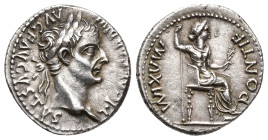 IMPERIO ROMANO. TIBERIO. Denario. Lugdunum (14-37 d.C.). A/ Cabeza laureada a der.; TI CAESAR DIVI AVG F AVGVSTVS. R/ Livia entronizada a der.; trono ...