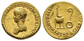 IMPERIO ROMANO. NERÓN. Roma. Áureo (50-54 d.C.). A/ Busto drapeado a izq.; NERO CLAVD CAES DRVSVS GERM PRINC IVVENT. R/ Símpulo, lítuo, trípode y páte...
