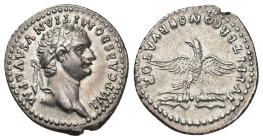 IMPERIO ROMANO. DOMICIANO. Roma. Denario (82-83 d.C.). A/ Cabeza laureada a der.; IMP CAES DOMITIANVS AVG P M. R/ Águila con alas abiertas mirando a i...