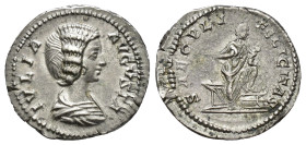 IMPERIO ROMANO. JULIA DOMNA. Roma. Denario (190-211). A/ Busto drapeado a der.; IVLIA AVGVSTA. R/ Isis a der. con pie sobre proa amamantando a Harpócr...