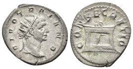IMPERIO ROMANO. TRAJANO DECIO. (Divo Trajano). Mediolanum. Antoniniano (250-251). A/ Cabeza de Trajano radiada a der.; DIVO TRAIANO. R/ Altar; CONSECR...