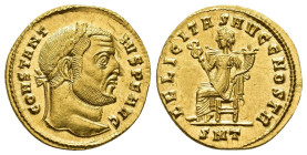 IMPERIO ROMANO. CONSTANCIO II. Ticinum. Áureo (305-306). A/ Cabeza laureada a der.; CONSTANTIVS P F AVG. R/ Felicitas sentada a izq. con caduceo y cor...