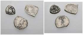 CARLOS II. Lote de 3 piezas: 2 de 1 real -Lima 1698 H y Potosí 1668 E- y 1 de 1/2 real 1654 Potosí E. BC+.