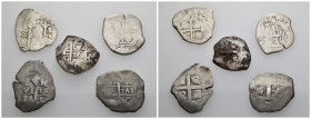 FELIPE V. Lote de 5 piezas de 2 reales macuquinos: Potosí (3), Lima (2). Felipe IV, Carlos II, Felipe V (2) y Fernando VI. BC-/BC+.