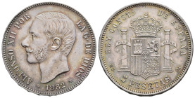 ALFONSO XII. 5 pesetas. 1882/1*18-82. Madrid. MSM. AR 24,99 g. 37,5 mm. VII-88.2; AC-47. Ligera pátina. EBC. 

Lote no sujeto a tasas de exportación...