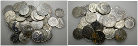 MONEDA EXTRANJERA. Lote de 37 monedas: 6 de tamaño duro y 31 menores. Varios países. Alguna MBC y la mayoría EBC/SC.