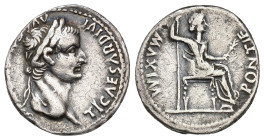 IMPERIO ROMANO. TIBERIO. Denario. Lugdunum (14-37 d.C.). A/ Cabeza laureada a der.; TI CAESAR DIVI AVG F AVGVSTVS. R/ Livia entronizada a der.; trono ...