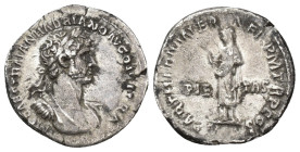 IMPERIO ROMANO. ADRIANO. Denario. Roma (117). A/ Busto laureado y acorazado a der.; IMP CAES TRAIAN HADRIANO AVG DIVI TRA. R/ Pietas a izq.; PIE-TAS, ...